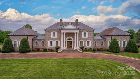 1100 Glen Oaks Drive Hamptonville NC 27020