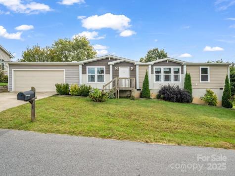 4 N Frederick Lane Hendersonville NC 28792