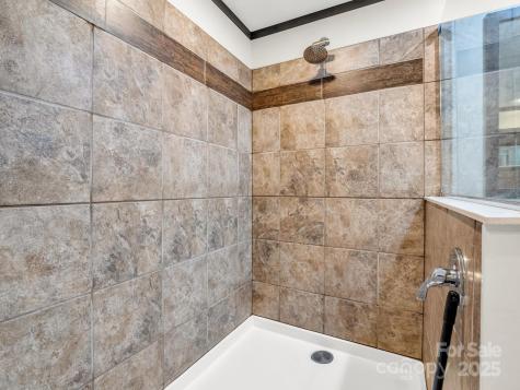 4 N Frederick Lane Hendersonville NC 28792