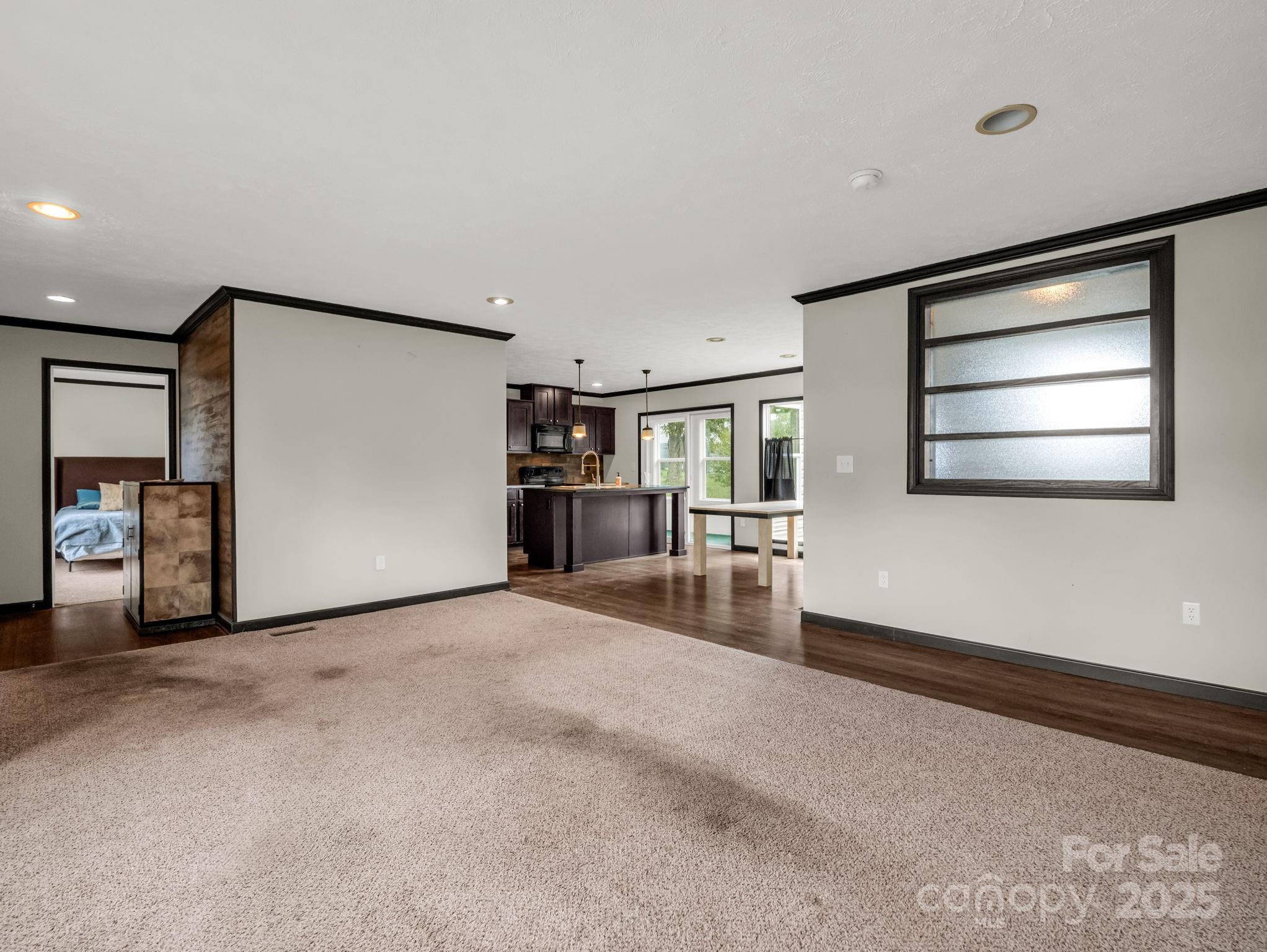 4 N Frederick Lane Hendersonville NC 28792