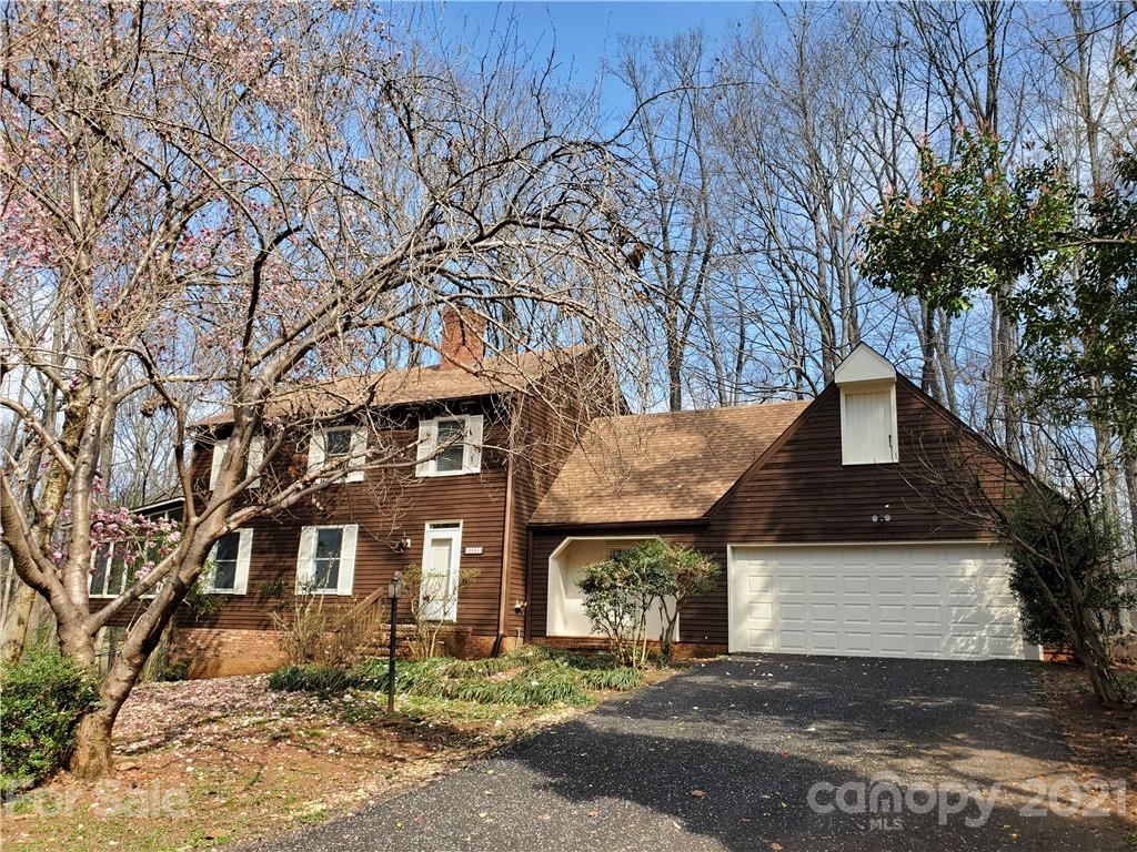 2534 Heritage Circle Statesville NC 28625