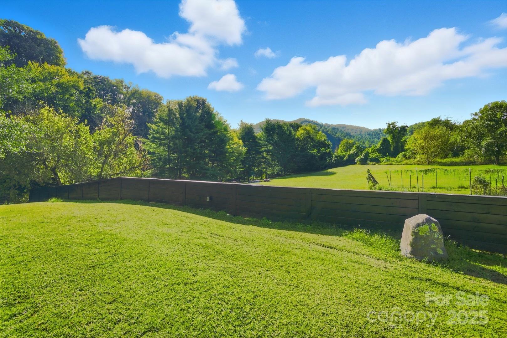 63 Raleigh Lane Hot Springs NC 28743