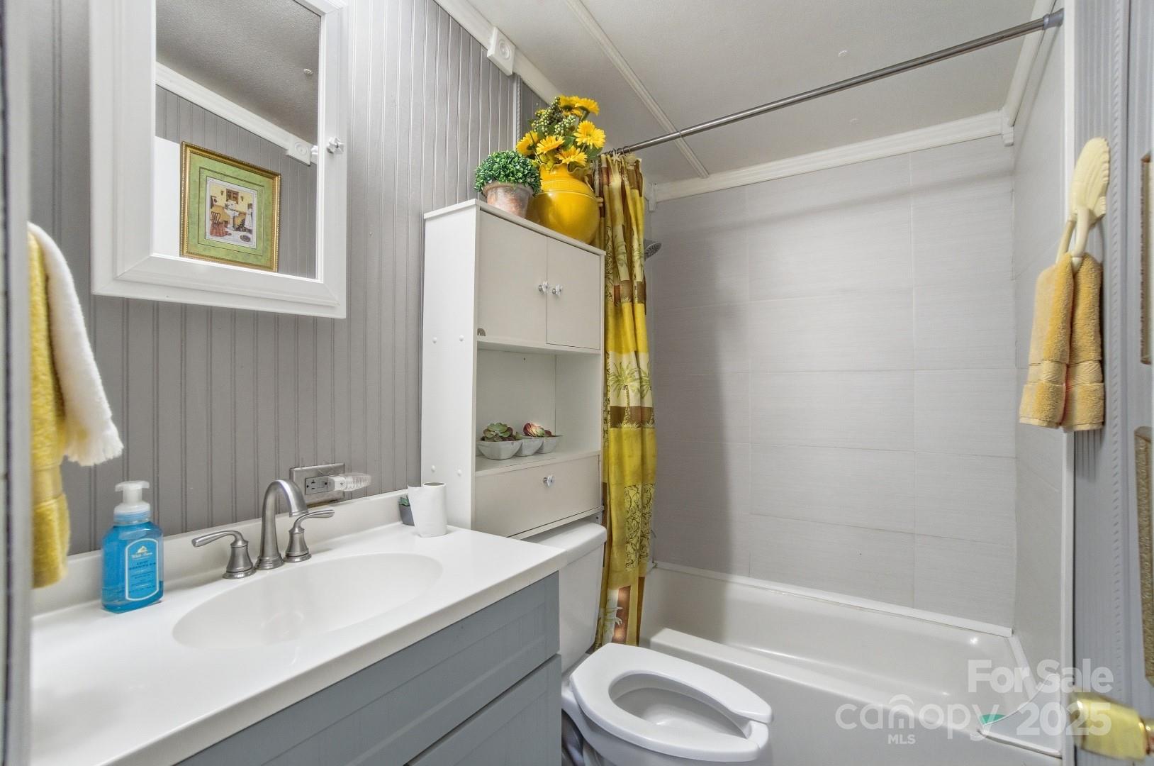 63 Raleigh Lane Hot Springs NC 28743