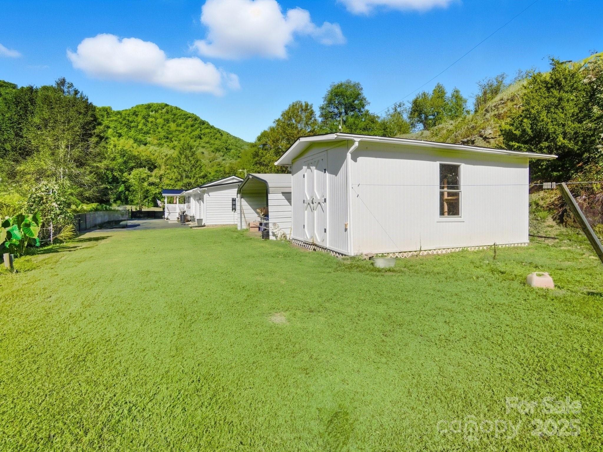 63 Raleigh Lane Hot Springs NC 28743