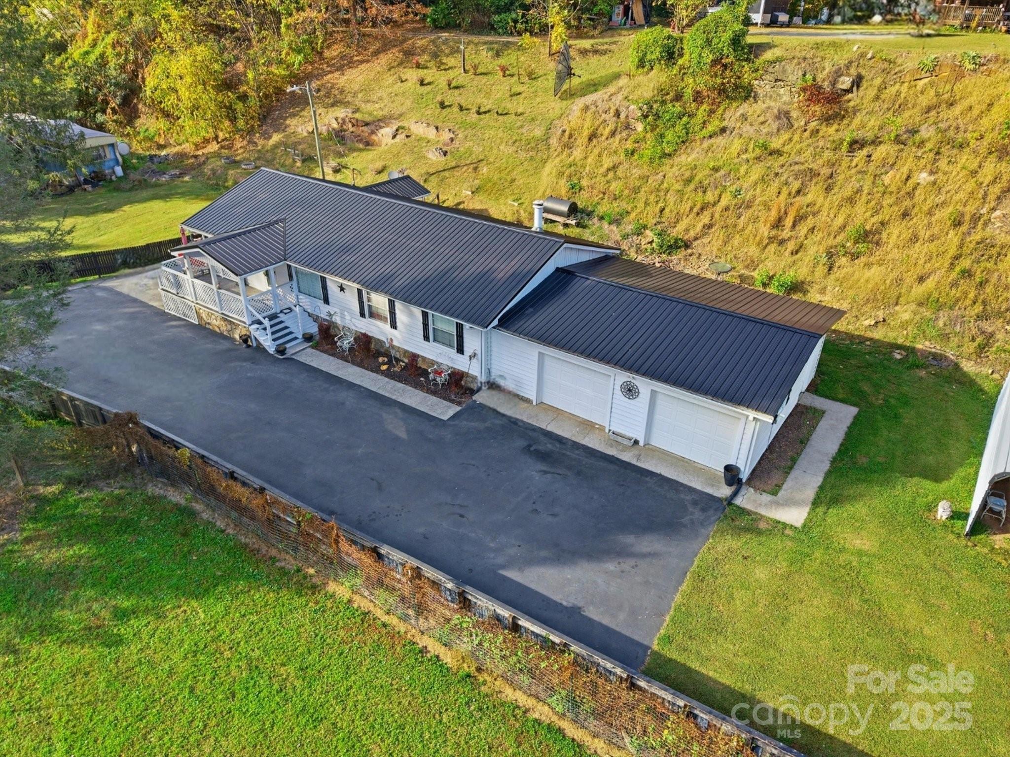 63 Raleigh Lane Hot Springs NC 28743
