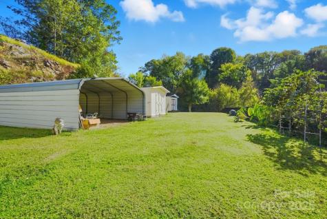 63 Raleigh Lane Hot Springs NC 28743