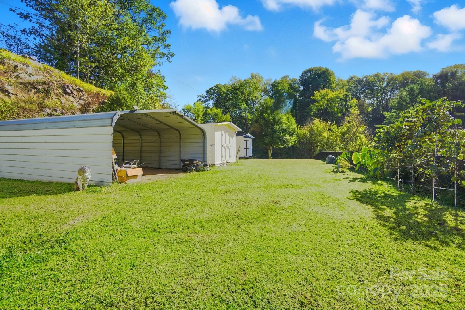 63 Raleigh Lane Hot Springs NC 28743