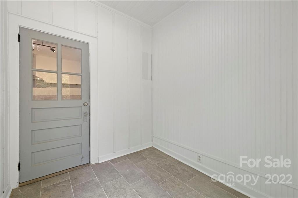 129 Edwards Avenue Swannanoa NC 28778