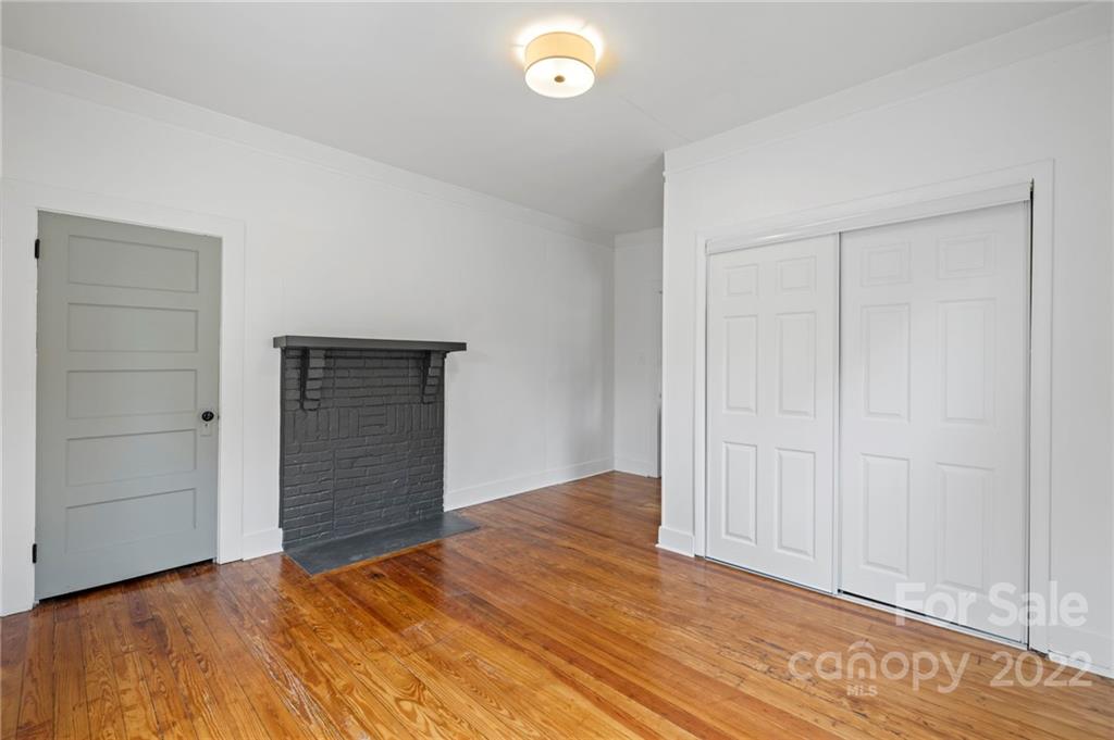 129 Edwards Avenue Swannanoa NC 28778