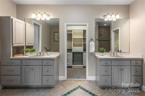 116 Hawk Ridge Asheville NC 28804