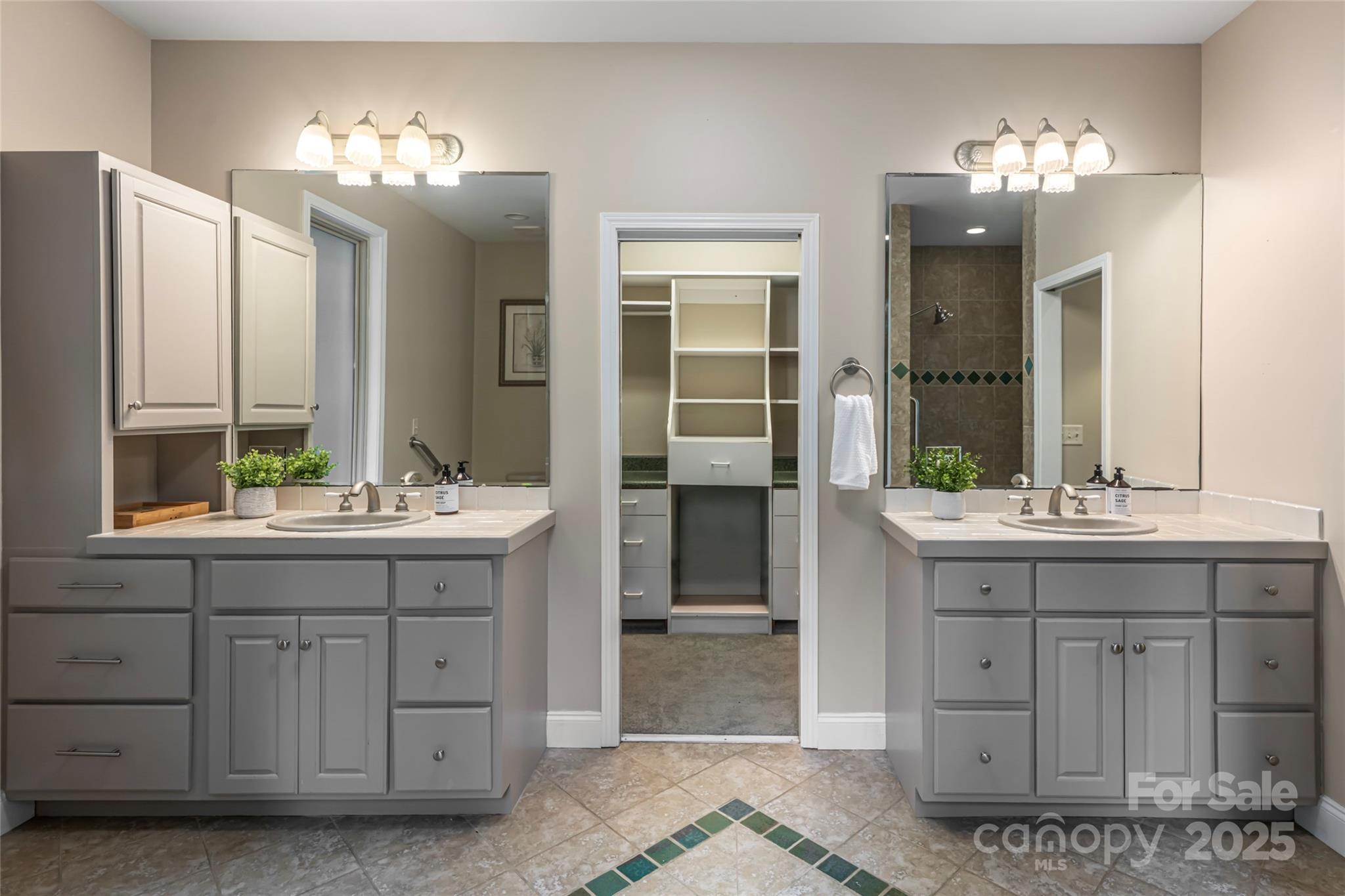 116 Hawk Ridge Asheville NC 28804