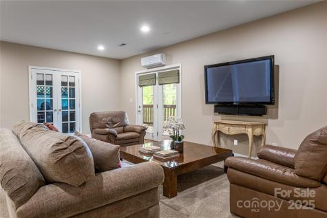 116 Hawk Ridge Asheville NC 28804