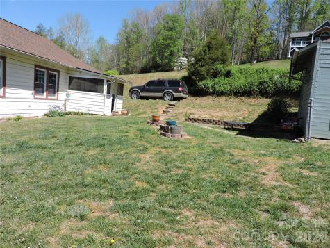 4 Carter Road Weaverville NC 28787