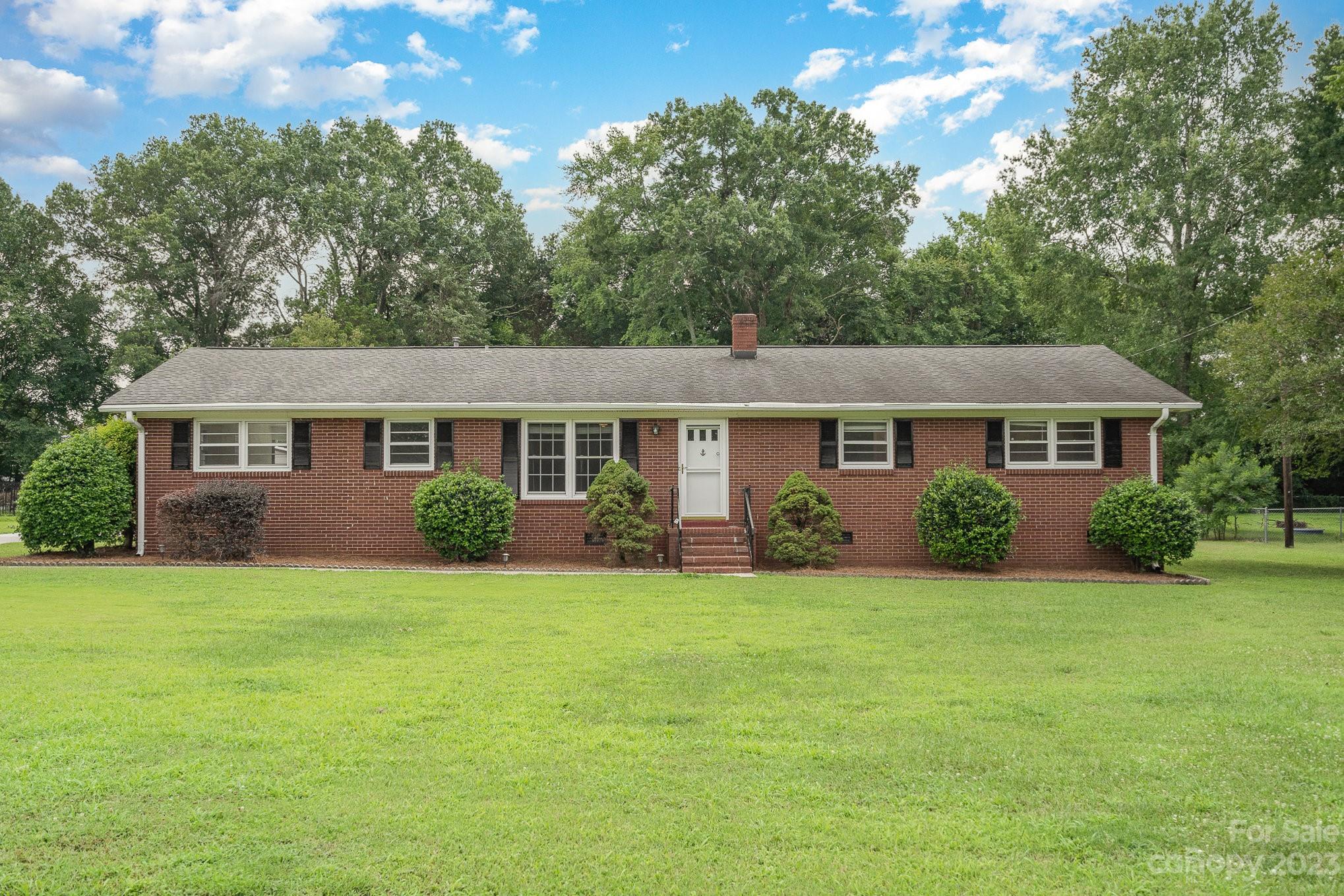 12408 Oakhaven Drive Charlotte NC 28273