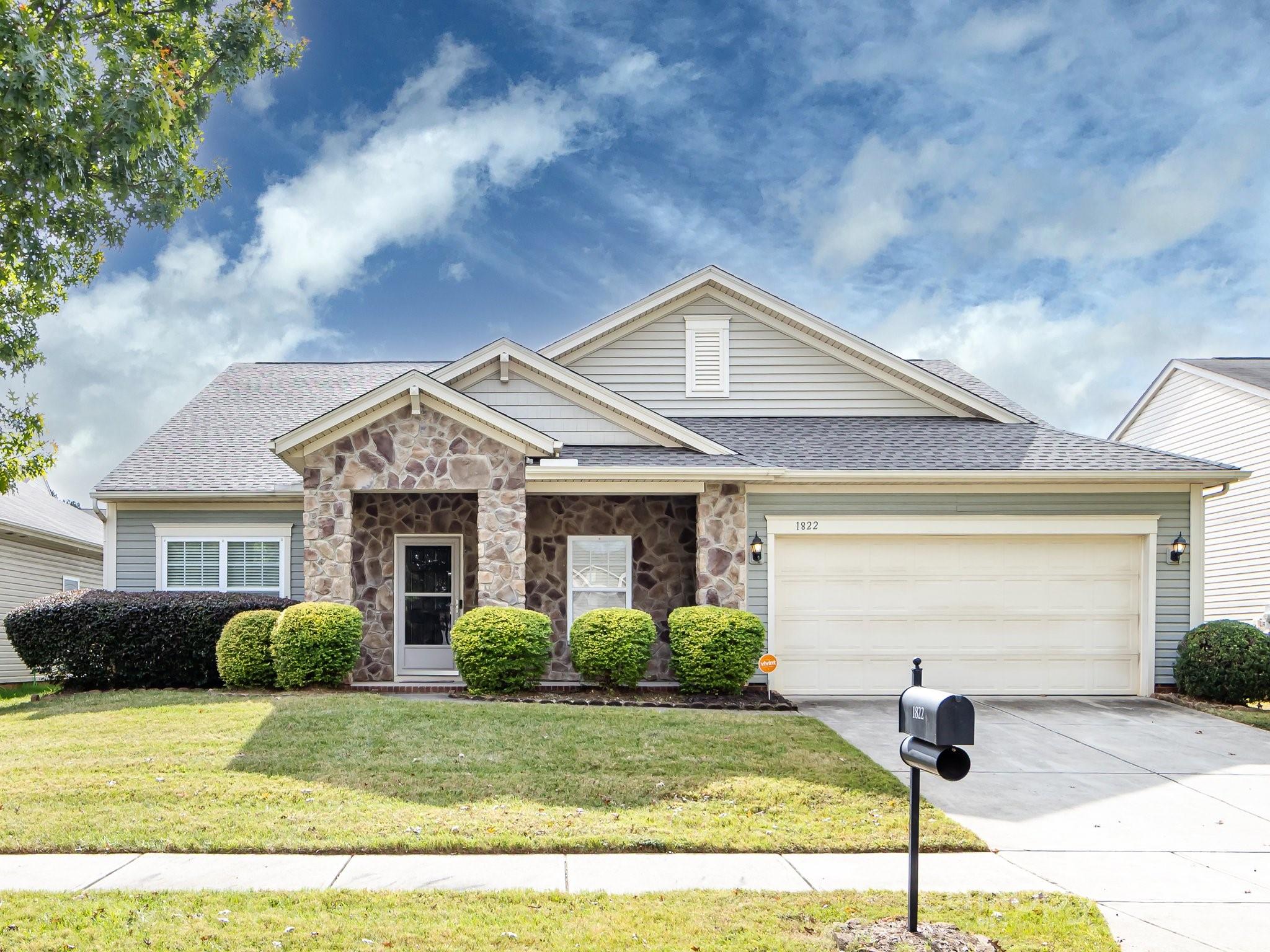 1822 Charbray Lane Charlotte NC 28213