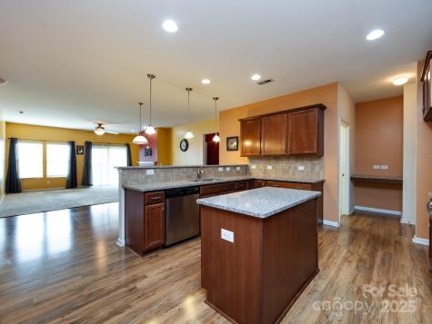 1822 Charbray Lane Charlotte NC 28213