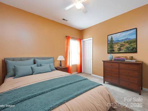 1822 Charbray Lane Charlotte NC 28213