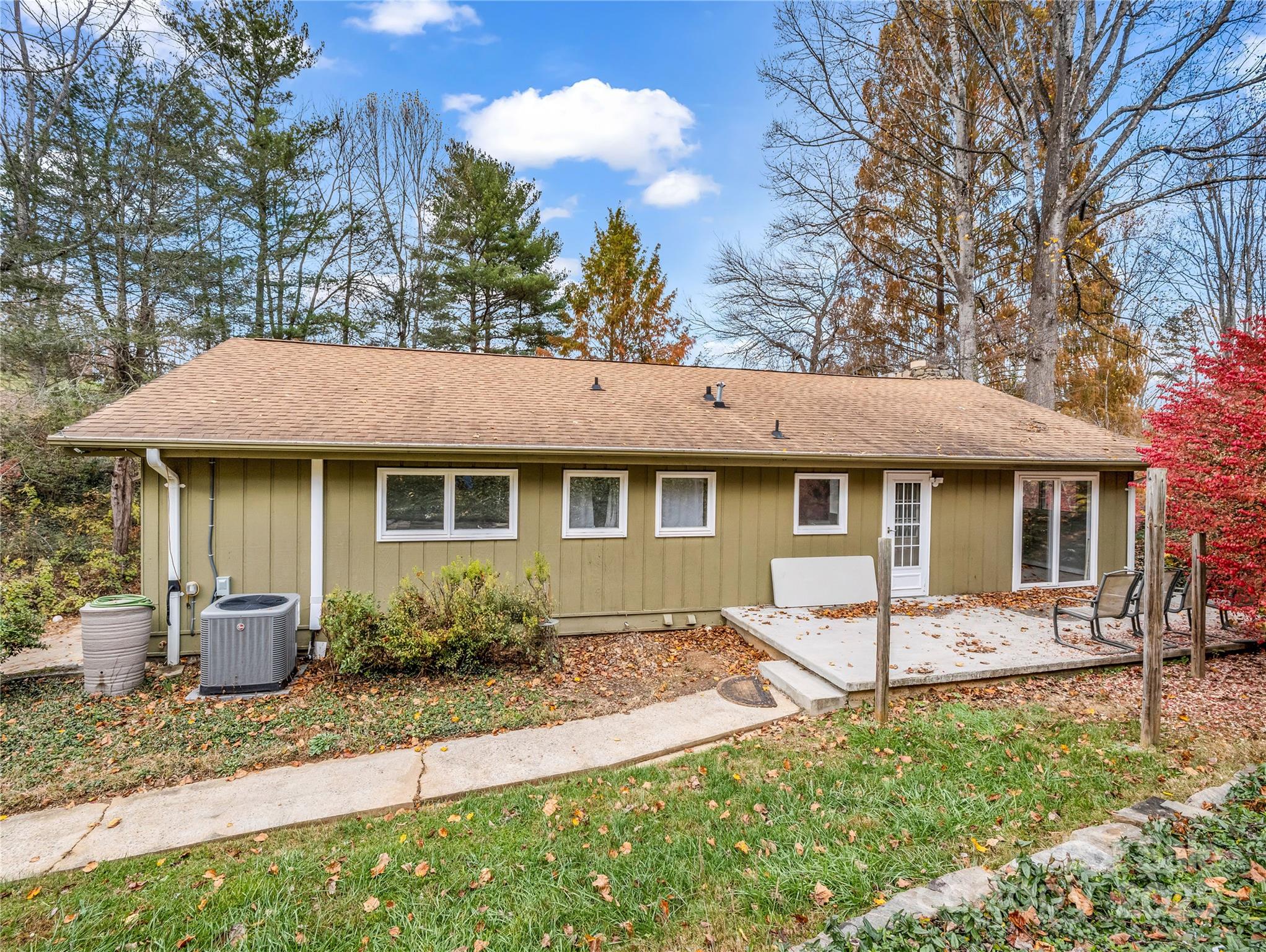 35 Fieldcrest Circle Asheville NC 28806