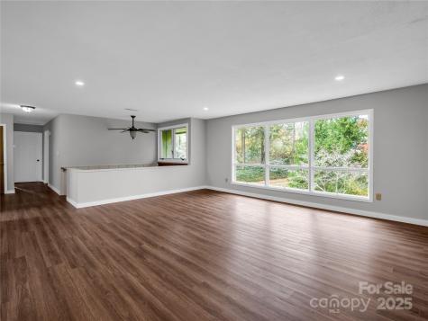 35 Fieldcrest Circle Asheville NC 28806