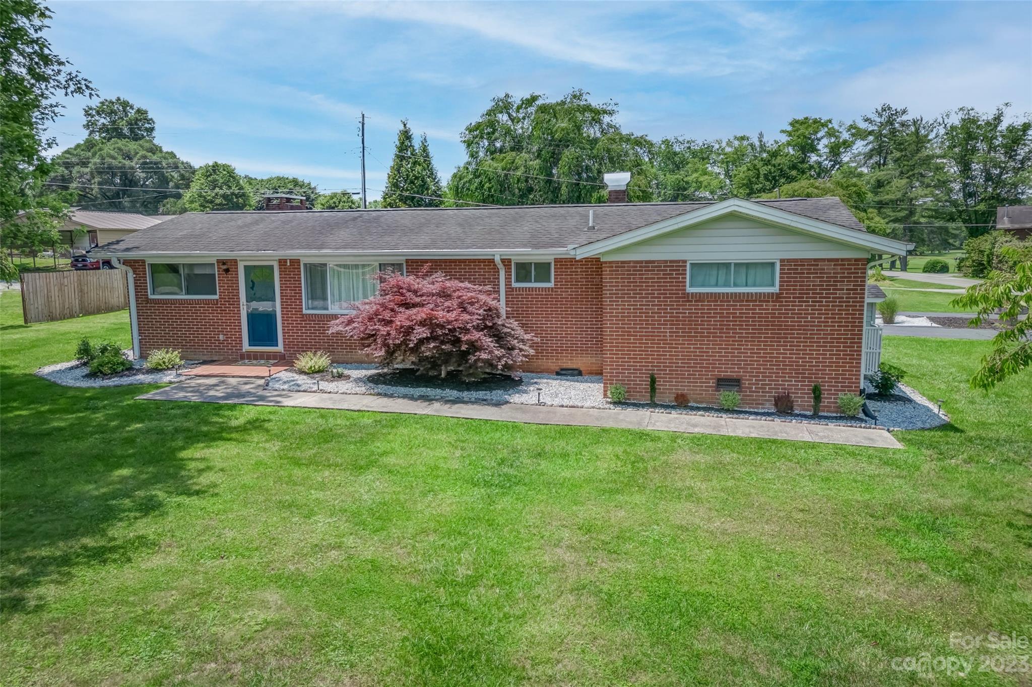 10 Moland Drive Etowah NC 28729