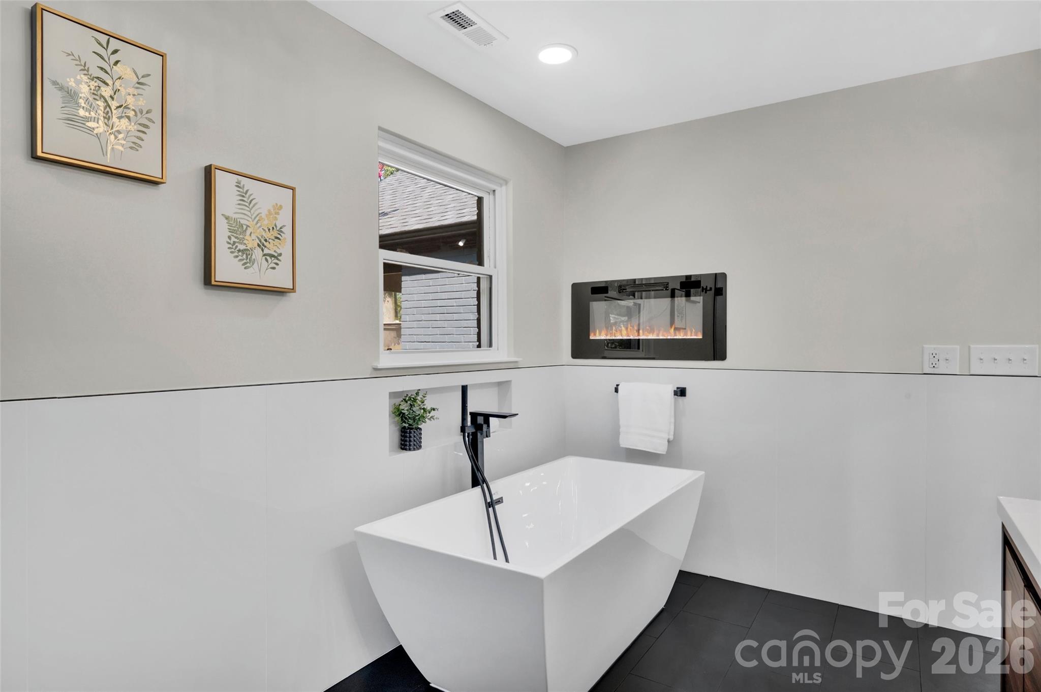 3942 Mcmillan Street Charlotte NC 28205