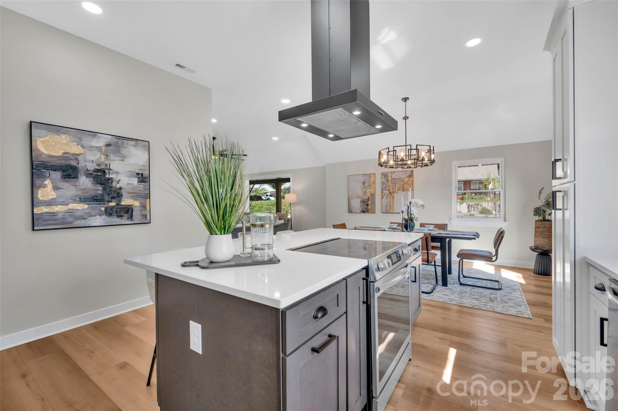 3942 Mcmillan Street Charlotte NC 28205
