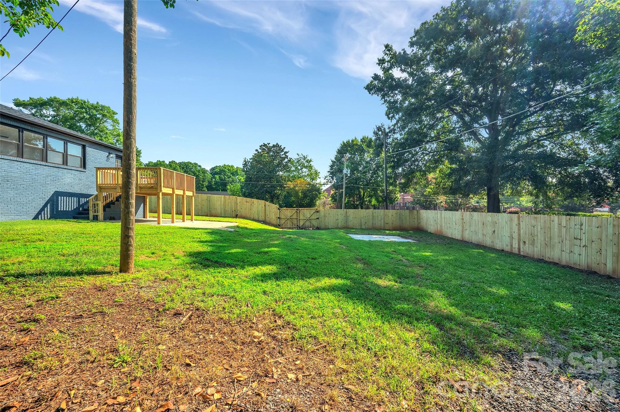 3942 Mcmillan Street Charlotte NC 28205