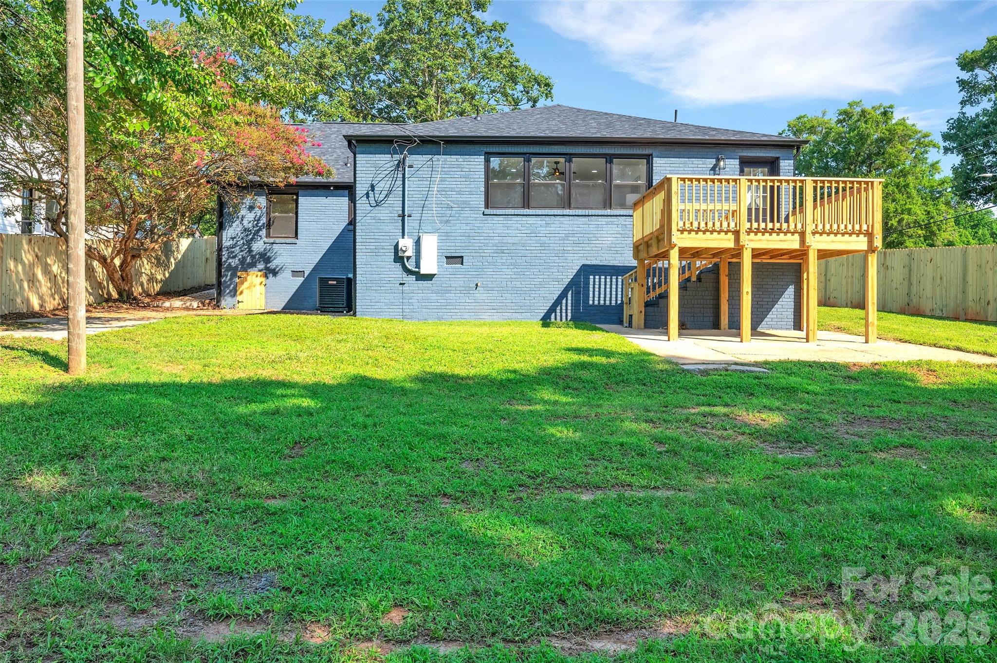 3942 Mcmillan Street Charlotte NC 28205