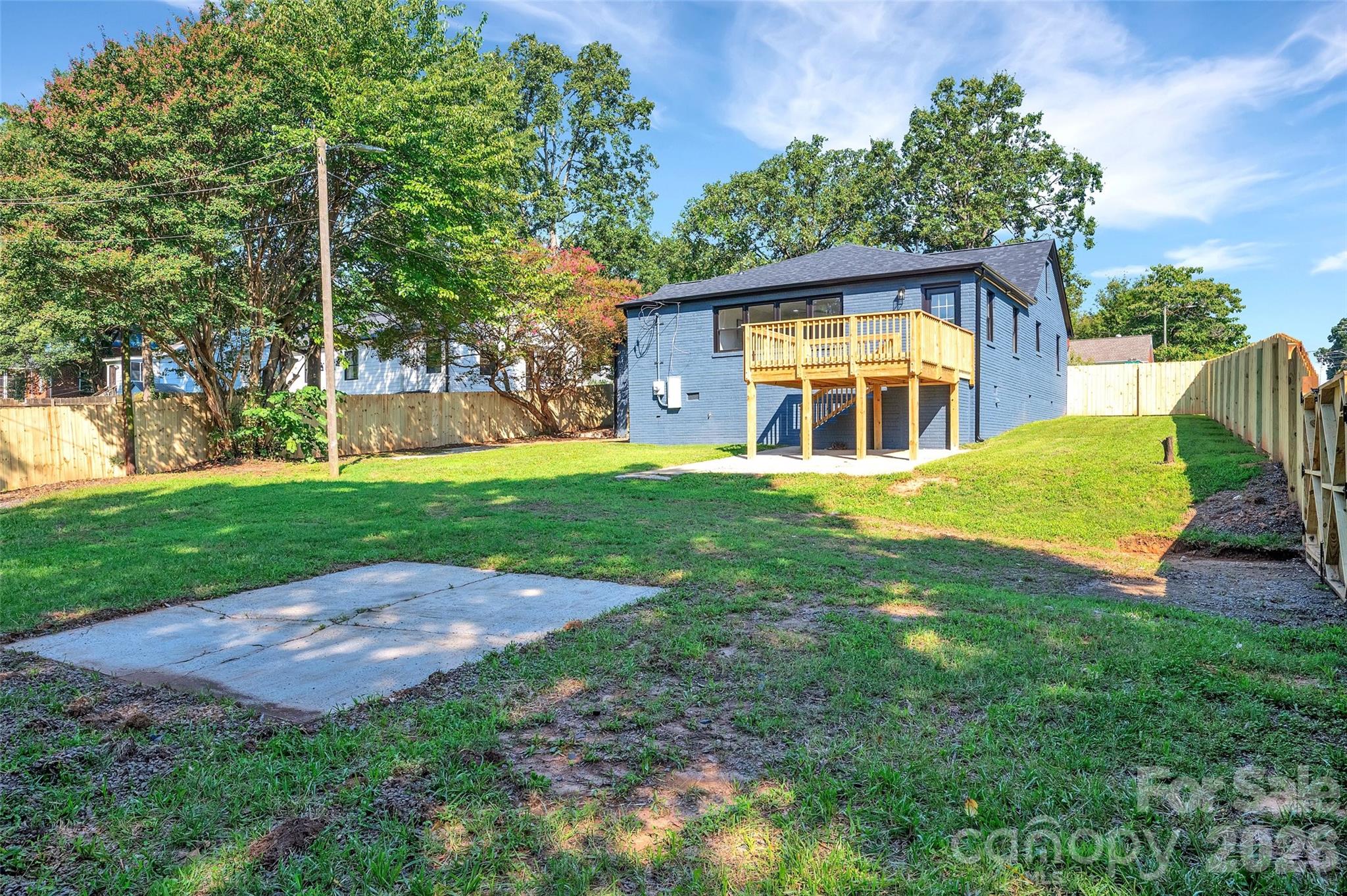 3942 Mcmillan Street Charlotte NC 28205