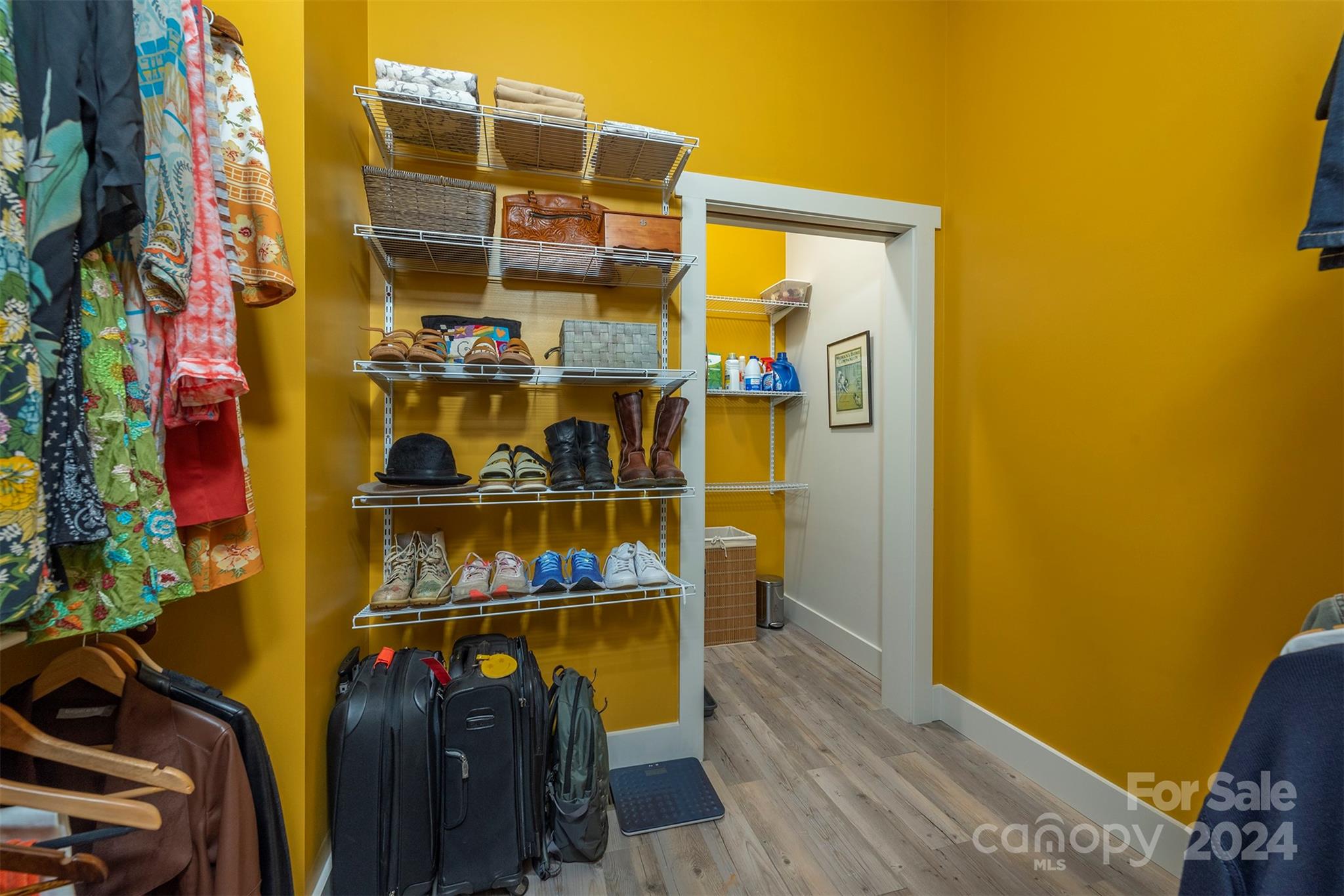 299 Independence Boulevard Asheville NC 28805