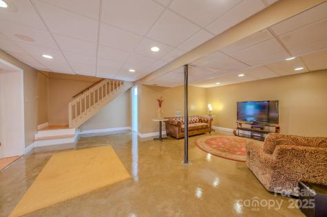 110 Bent Creek Ranch Road Asheville NC 28806