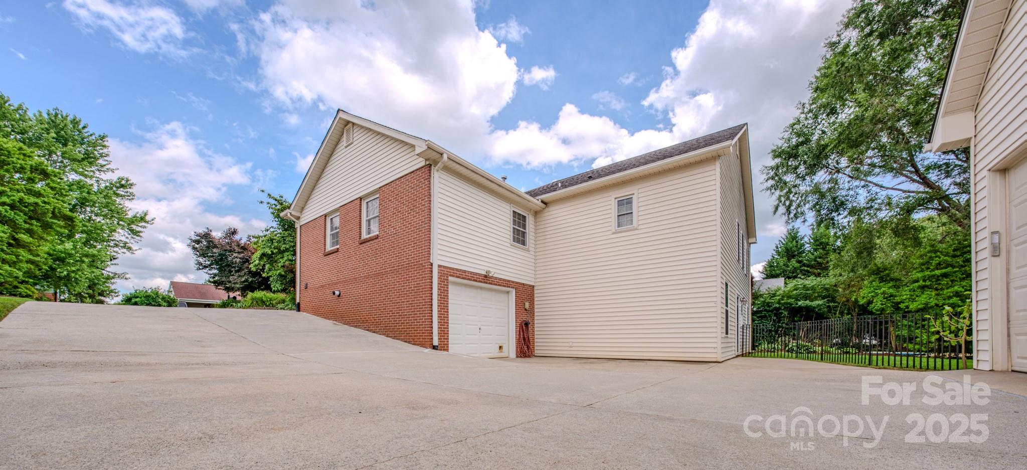 110 Bent Creek Ranch Road Asheville NC 28806