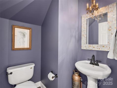 206 Leucothoe Lane Asheville NC 28803