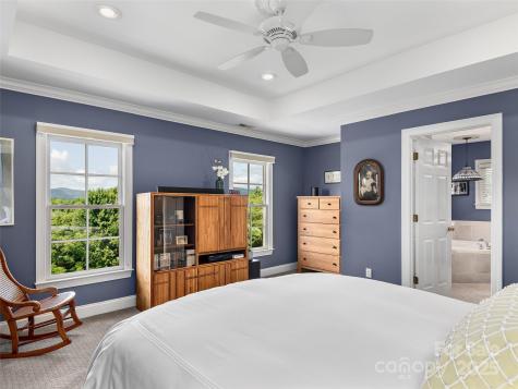 206 Leucothoe Lane Asheville NC 28803