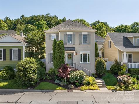 206 Leucothoe Lane Asheville NC 28803
