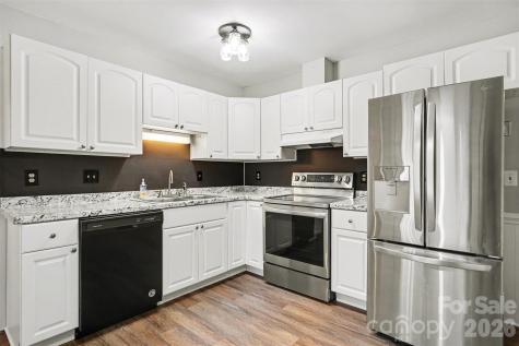 8100 Barncliff Road Charlotte NC 28227