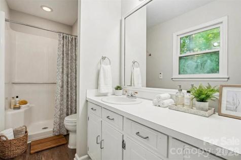 8100 Barncliff Road Charlotte NC 28227