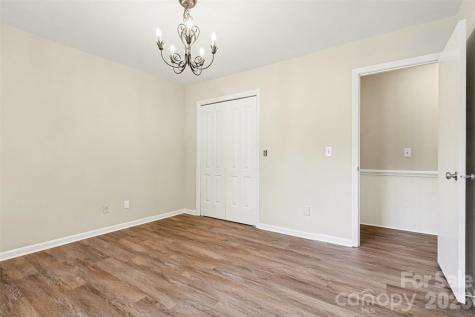 8100 Barncliff Road Charlotte NC 28227