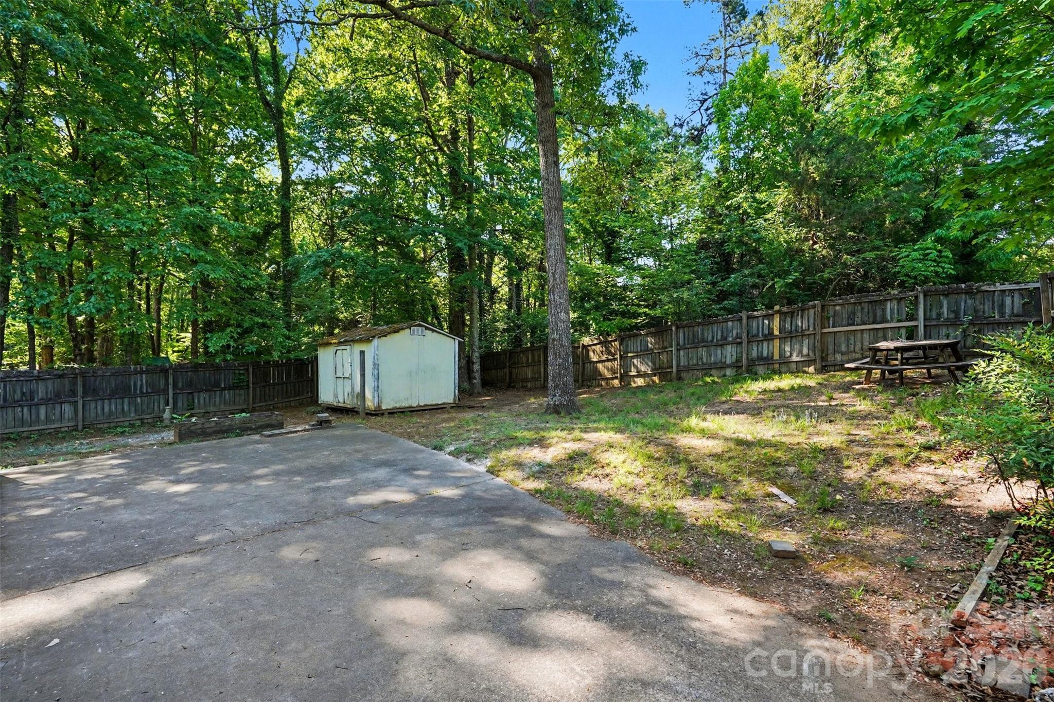 8100 Barncliff Road Charlotte NC 28227
