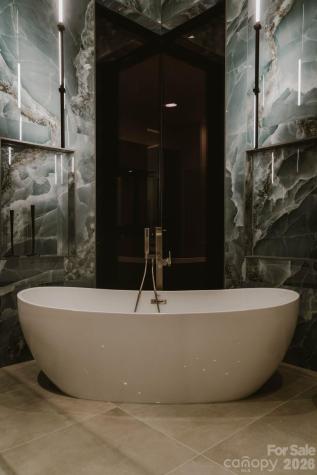 6000 Midsomer Road Charlotte NC 28214