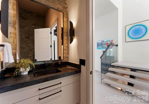 6000 Midsomer Road Charlotte NC 28214