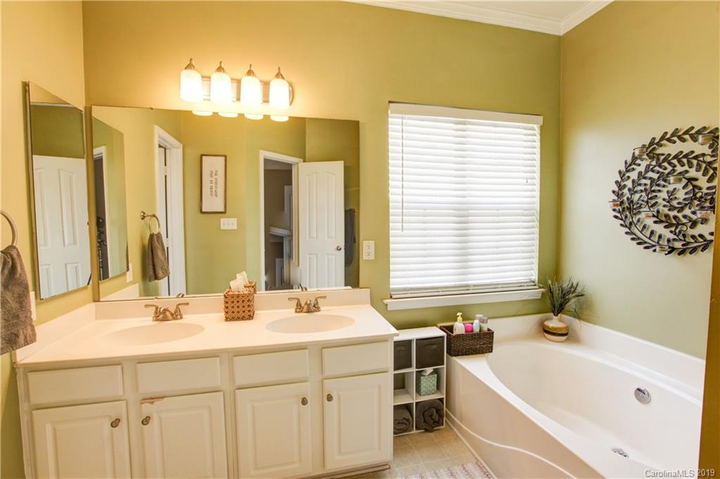 12207 Shadow Ridge Lane Charlotte NC 28273