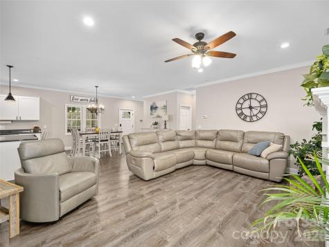 111 Wipprecht Drive Spruce Pine NC 28777