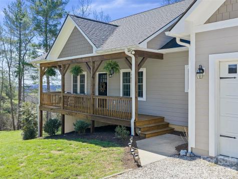 111 Wipprecht Drive Spruce Pine NC 28777