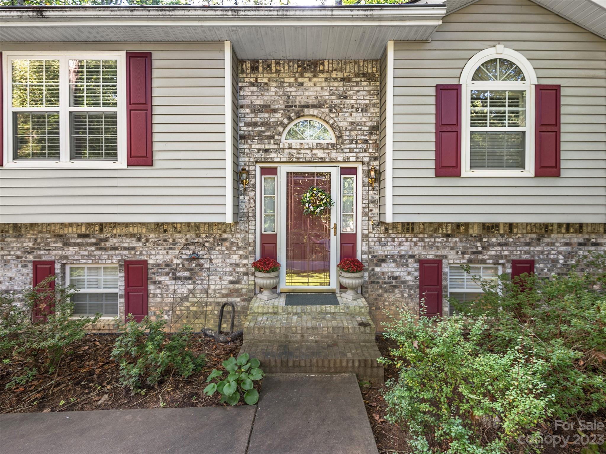 24 Forest Knoll Drive Weaverville NC 28787