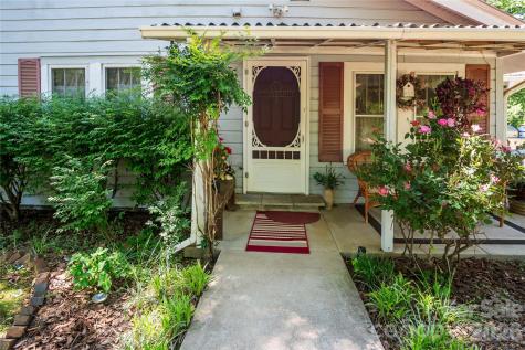 283 Constant Lane Columbus NC 28722