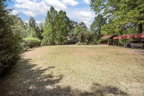 283 Constant Lane Columbus NC 28722