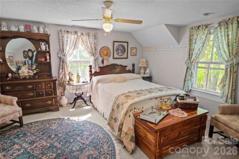 283 Constant Lane Columbus NC 28722