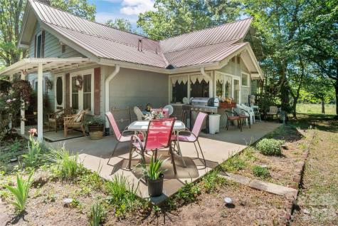 283 Constant Lane Columbus NC 28722
