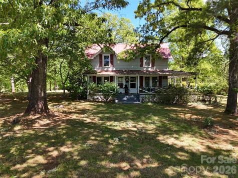 283 Constant Lane Columbus NC 28722